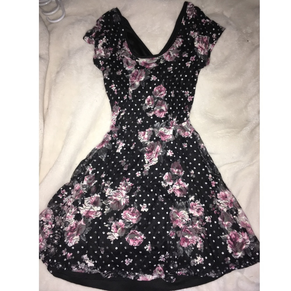 Foral lace dress